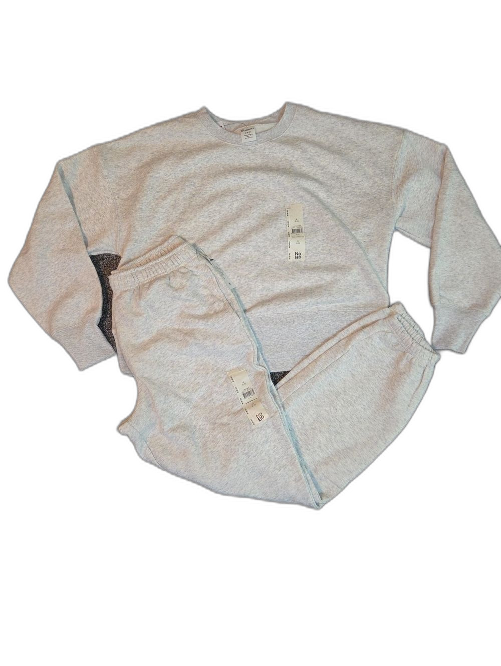 NWT No Boundaries Light Gray Crewneck Sweatshirt And Sweatpants